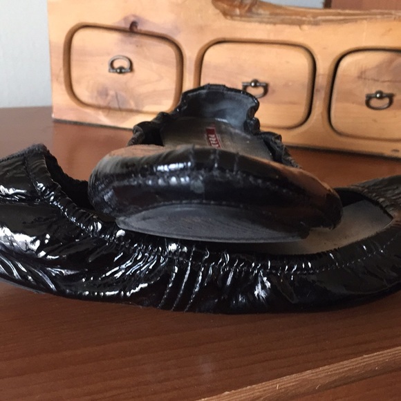 Prada Patent Ballerina Flats - Picture 5 of 6